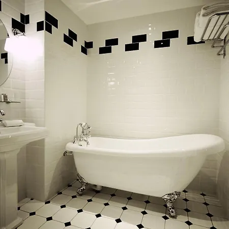 Maison D'anthouard Hotel Écully